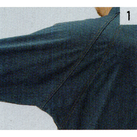 クラボウ「メカバード」の採用で腕の引き連れを軽減するため、腕の動きがスムーズです。